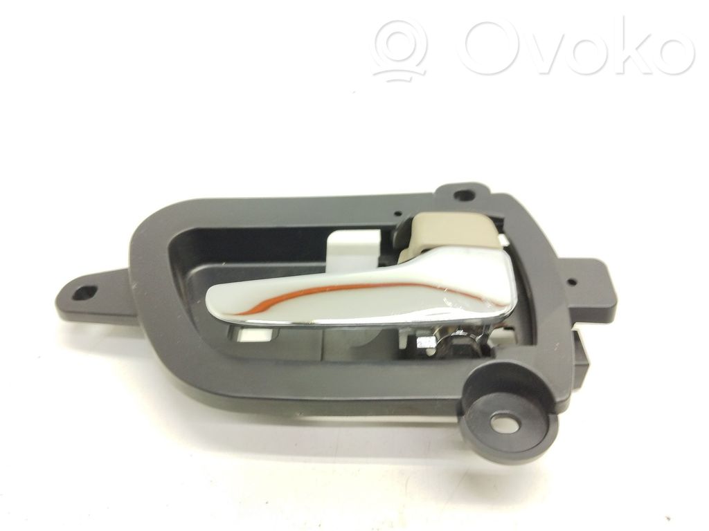 Manecilla interna puerta trasera   SPC01650