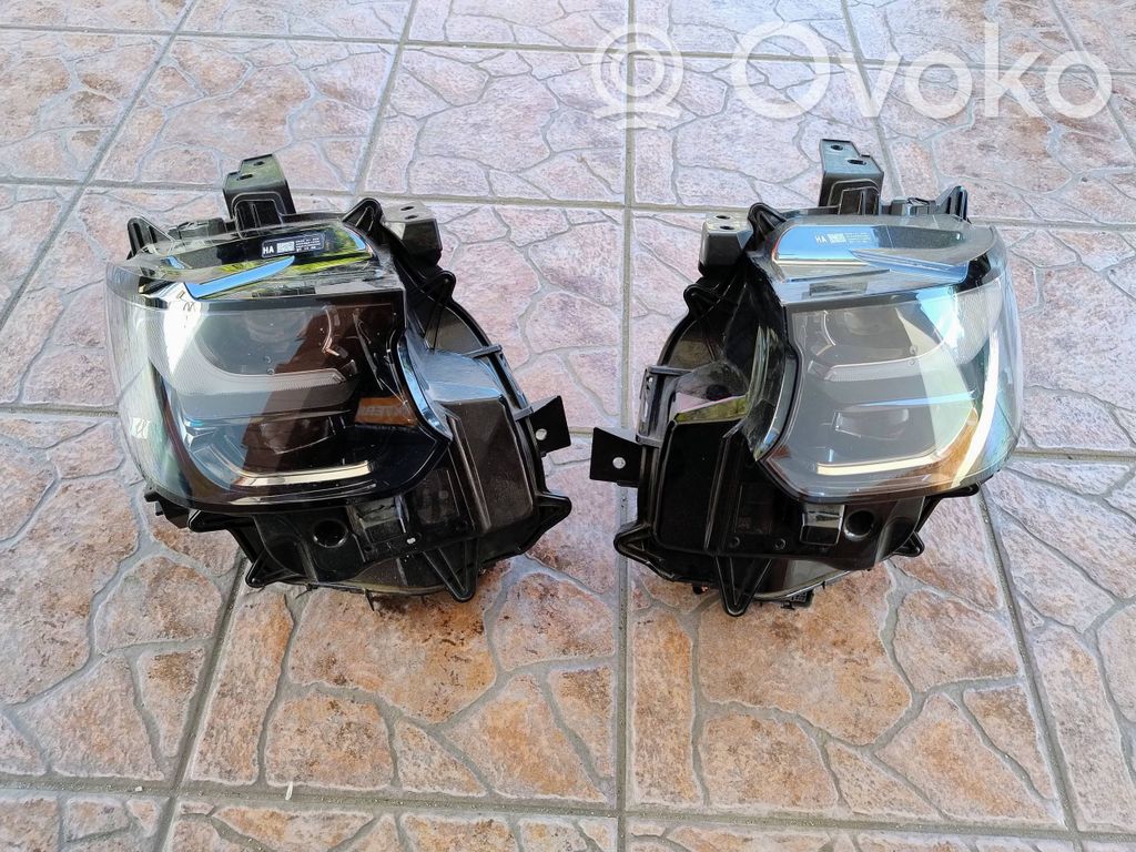 Phare frontale   K31V51030,K31V51040
