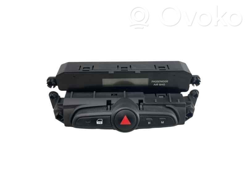 Hyundai ix20 Botón interruptor de luz de peligro 