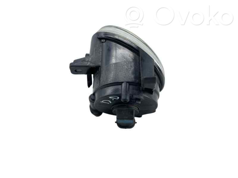 Luz de niebla delantera   8T0941700A