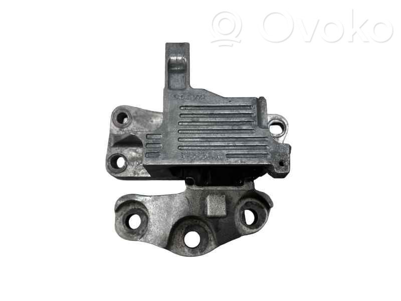 Engine mount bracket   32325236,31460512