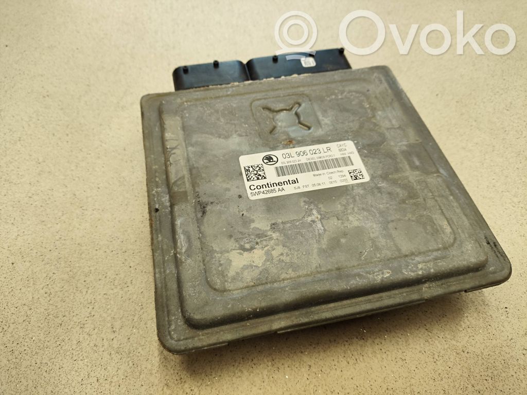 Skoda Octavia Mk2 (1Z) Engine control unit/module 