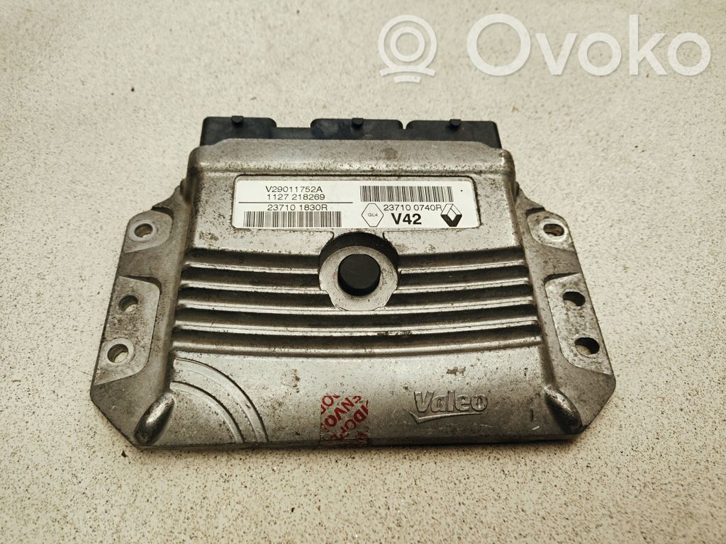 Dacia Duster Engine control unit/module 