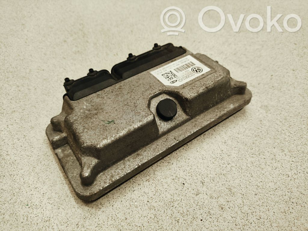 Volkswagen Polo Engine control unit/module 