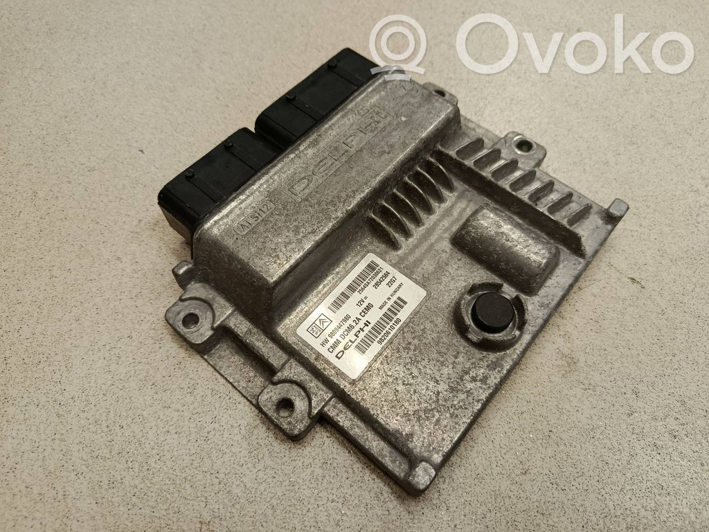 Peugeot 3008 II Engine control unit/module 