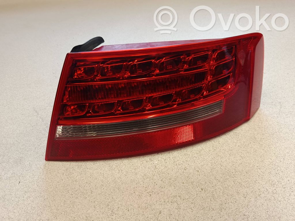 Lampa tylna   8T8945096,1T094509E