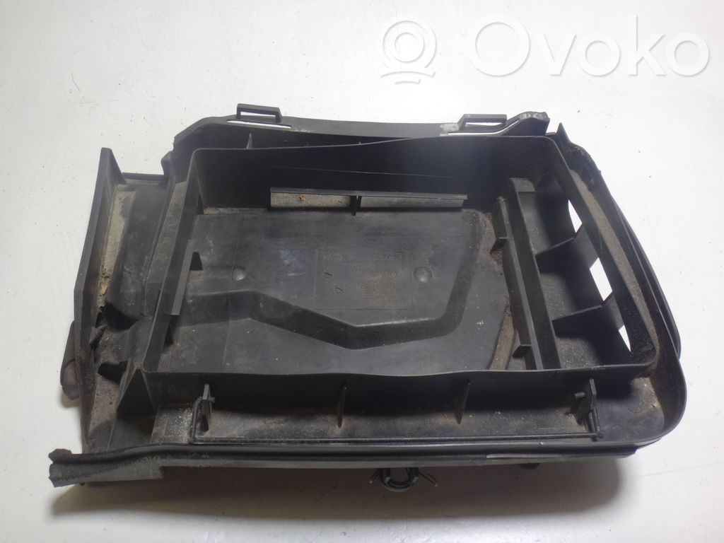 BMW 5 E39 Cabin air micro filter frame (part) 