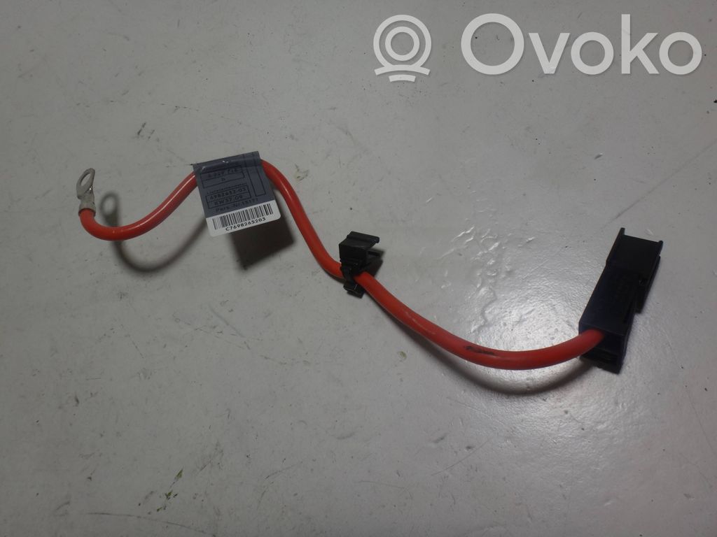 BMW 1 E81 E87 Positive cable (battery) 