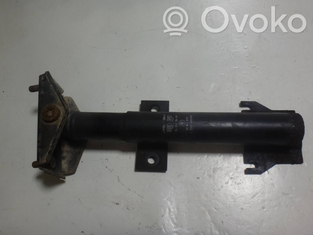 Front bumper mounting bracket   8126601
