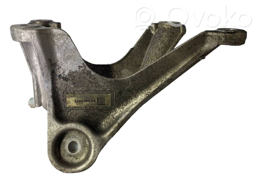 BMW M2 F87 Engine mounting bracket 