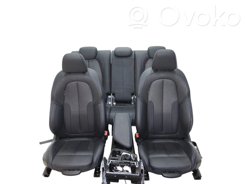 BMW 2 F46 Sėdynių komplektas 