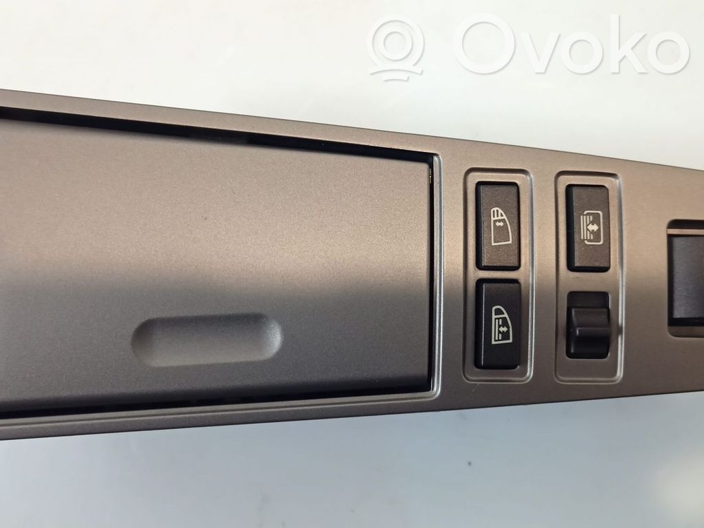 BMW 7 E65 E66 Electric window control switch 