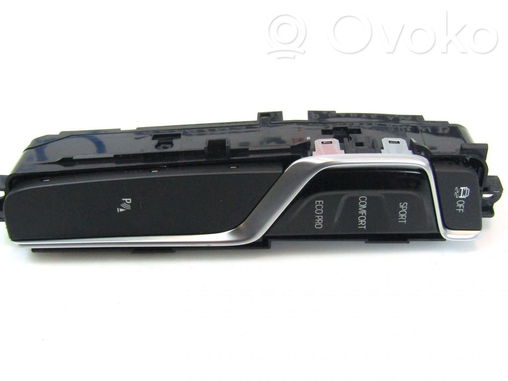 BMW 5 G30 G31 G38 Unitate de control consolă centrală 