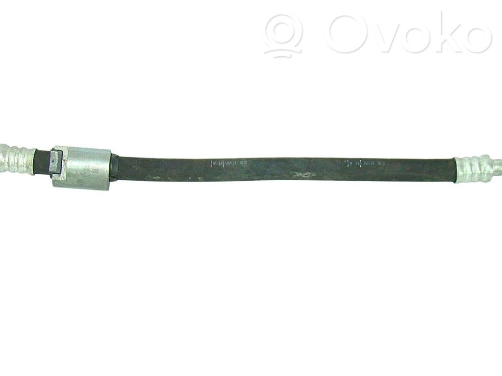 BMW 3 E90 E91 Ilmastointilaitteen putki (A/C) 
