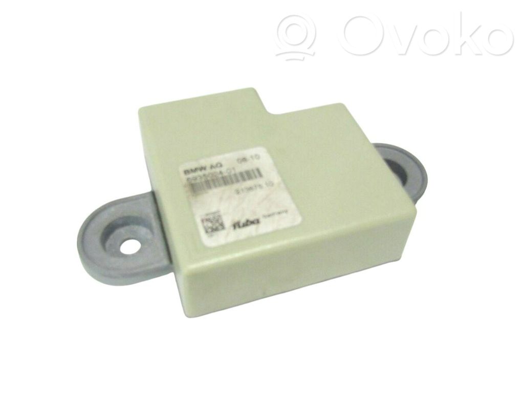 BMW 5 F10 F11 Aerial antenna amplifier 