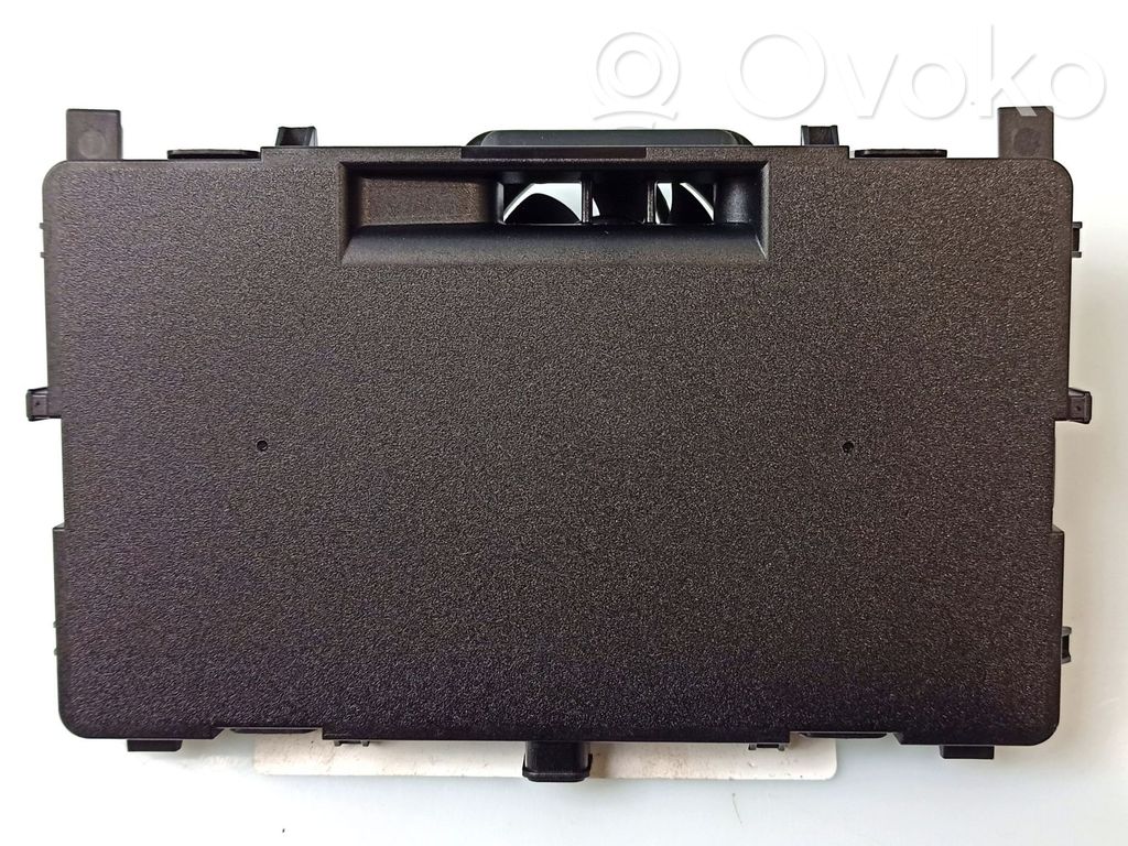 BMW 2 Active Tourer U06 Wireless charging module 