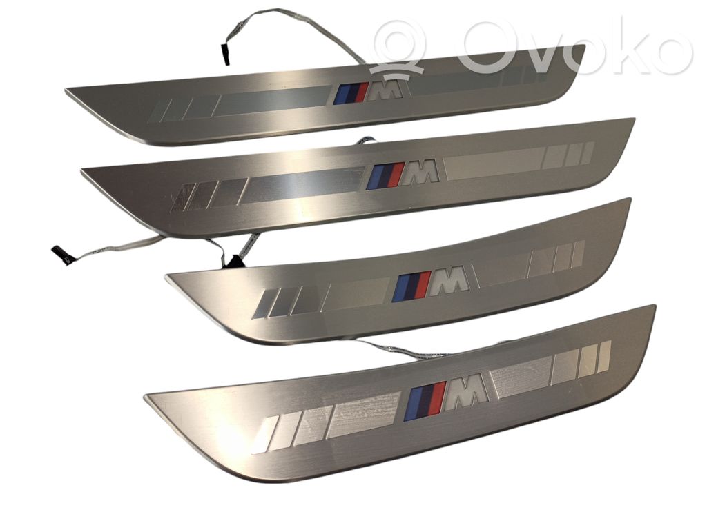 BMW 8 G16 sill trim set (inner) 