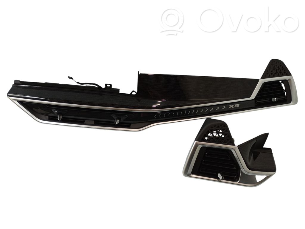 BMW X5M G05 F95 Element deski rozdzielczej 