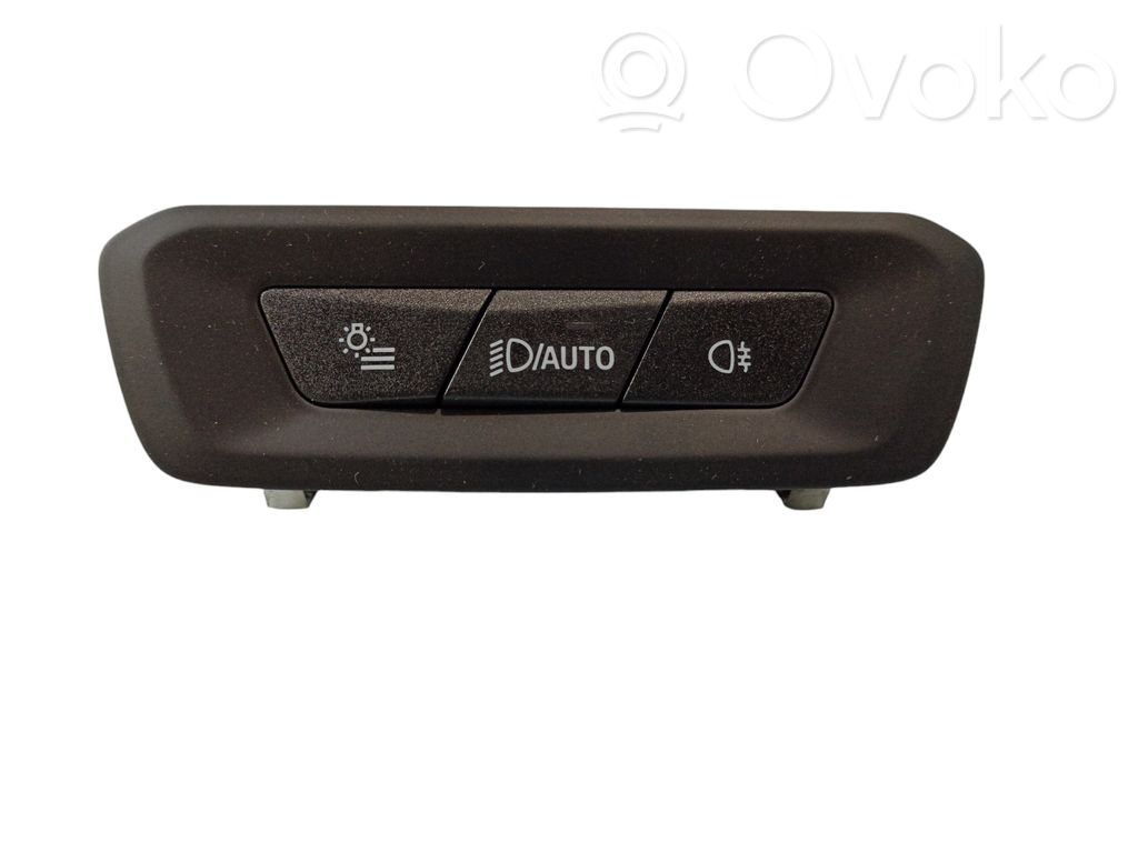 BMW X6M G06 F96 Light switch 