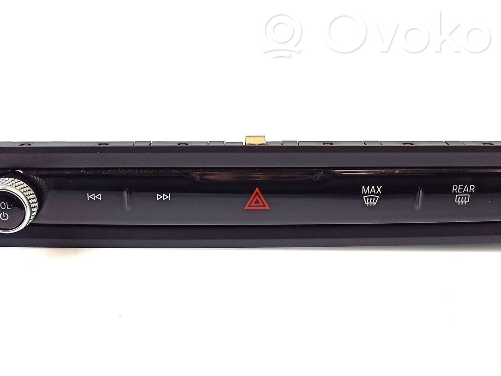 BMW 4 G22 G23 G24 G26 Przyciski / Przełącznik regulacji głośności 