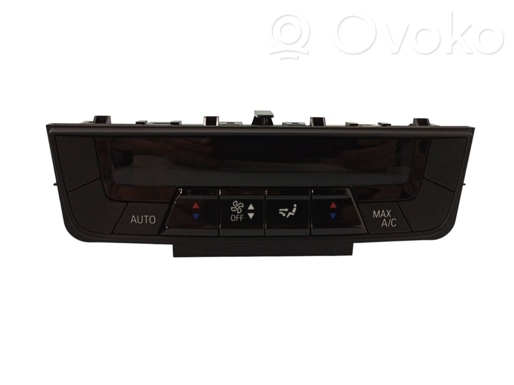 BMW iX Climate control unit 
