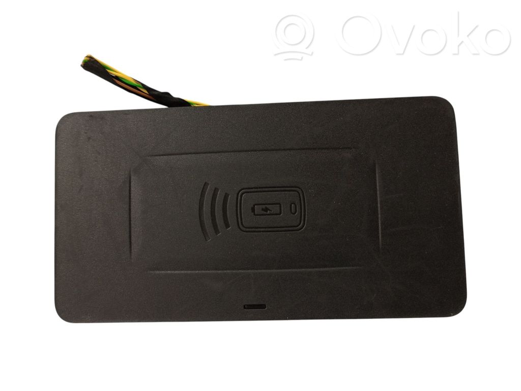 BMW 3 G20 G21 Wireless charging module 
