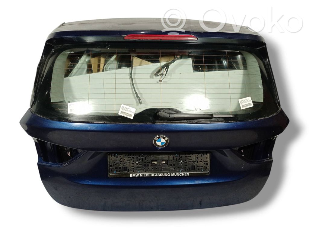 BMW 2 F46 Tylna klapa bagażnika 
