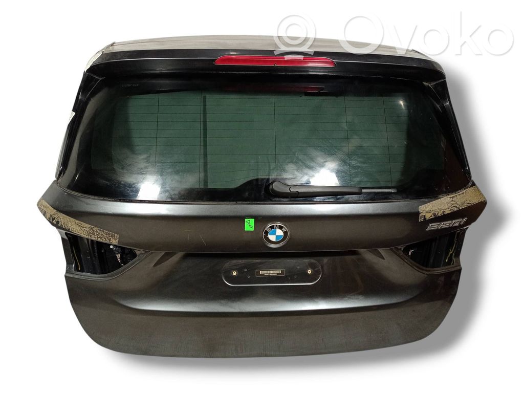 BMW 2 F46 Tylna klapa bagażnika 