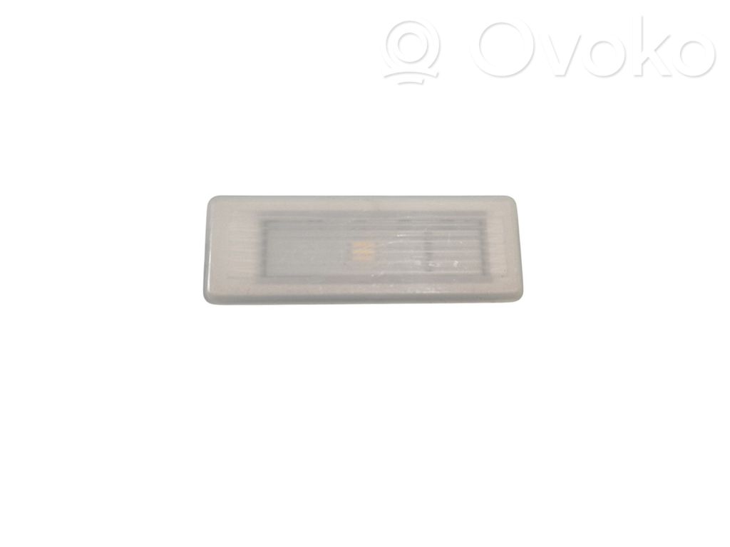 BMW 3 F30 F35 F31 Wewnętrzna lampka bagażnika 