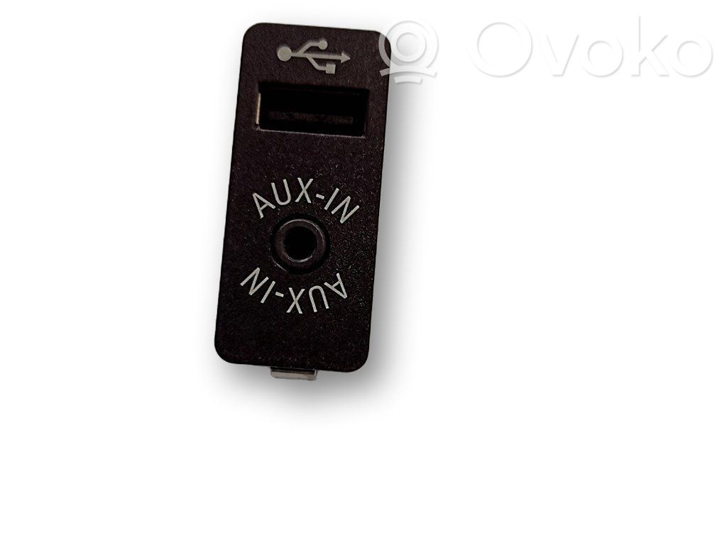 BMW 1 F52 Priză USB 