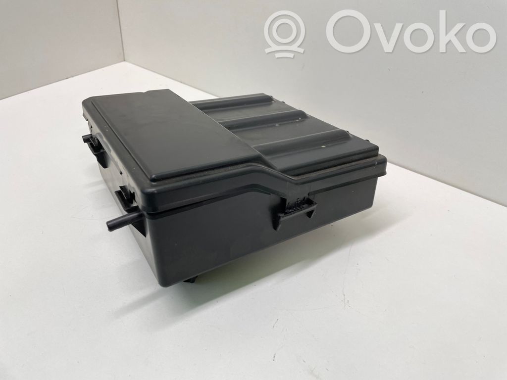 Unidad de control/módulo de bluetooth   8T0035619