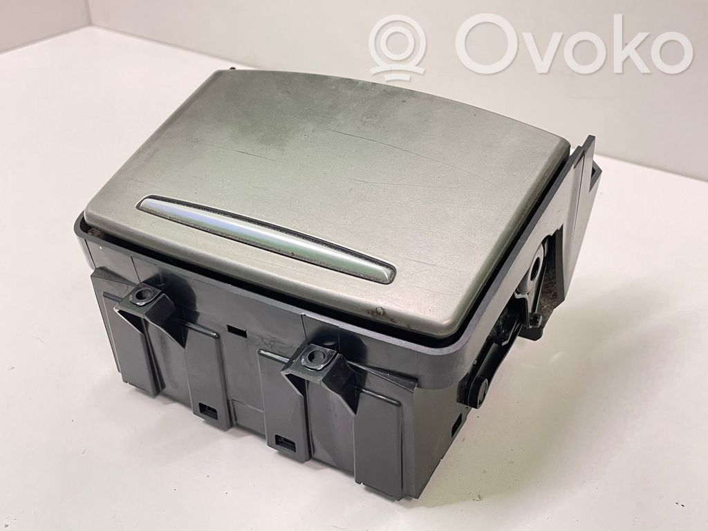 Audi A6 S6 C6 4F Cup holder front 