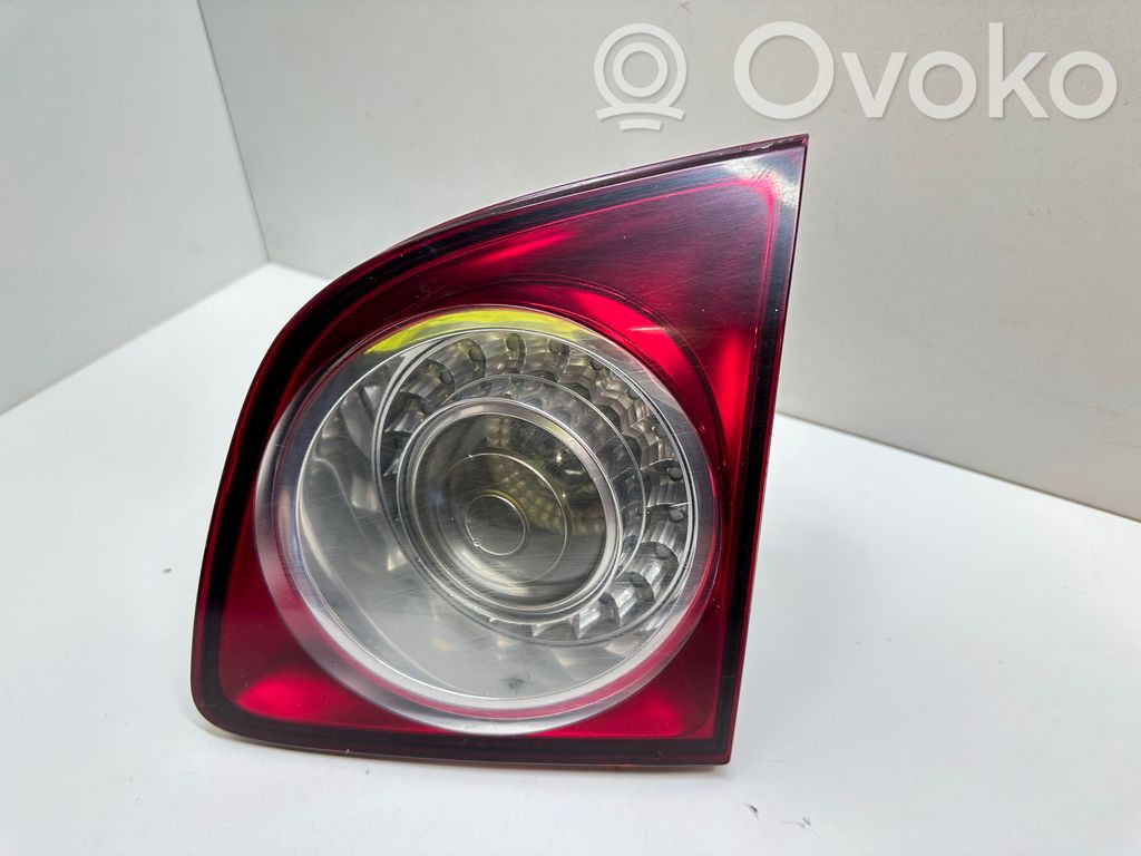 Volkswagen Golf Plus Lampy tylnej klapy bagażnika 