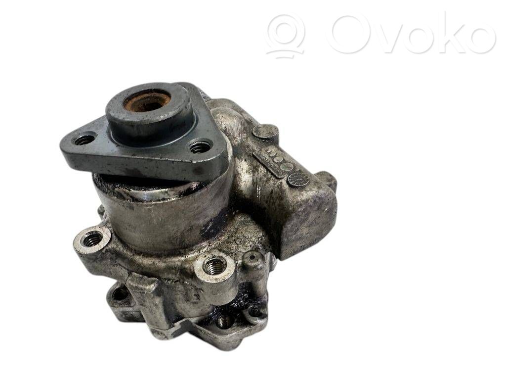 Audi A4 S4 B7 8E 8H Pompa wspomagania 