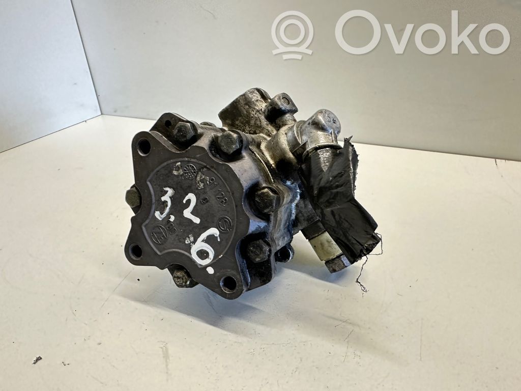 Audi A6 S6 C6 4F Ohjaustehostimen pumppu 