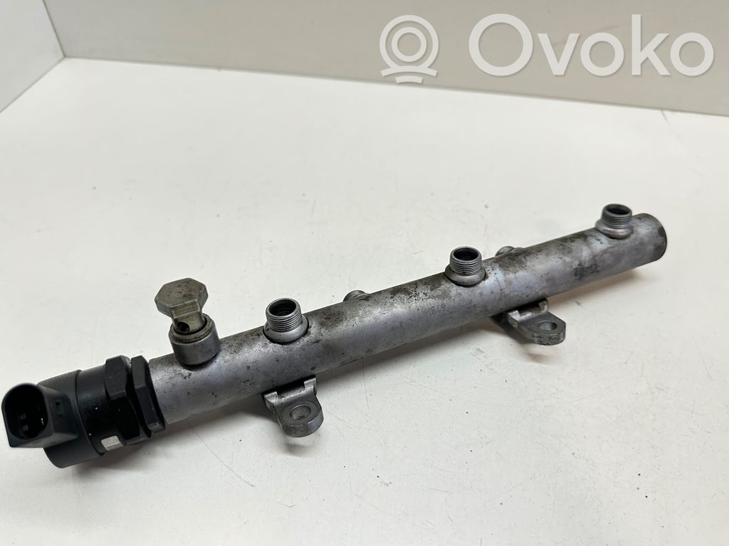Audi Q7 4L Fuel main line pipe 
