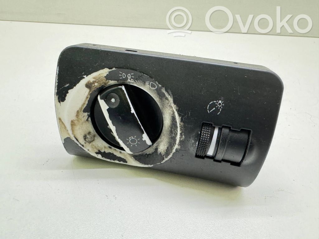 Audi A6 S6 C5 4B Light switch 