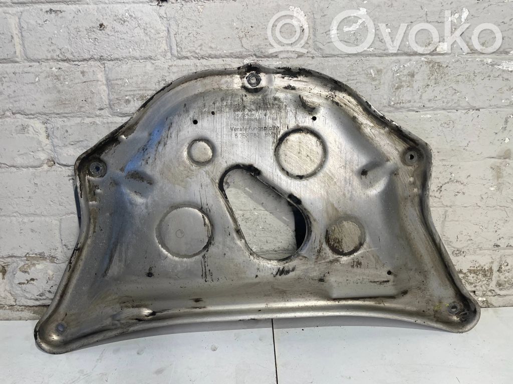 BMW 7 E65 E66 Variklio dugno apsauga 