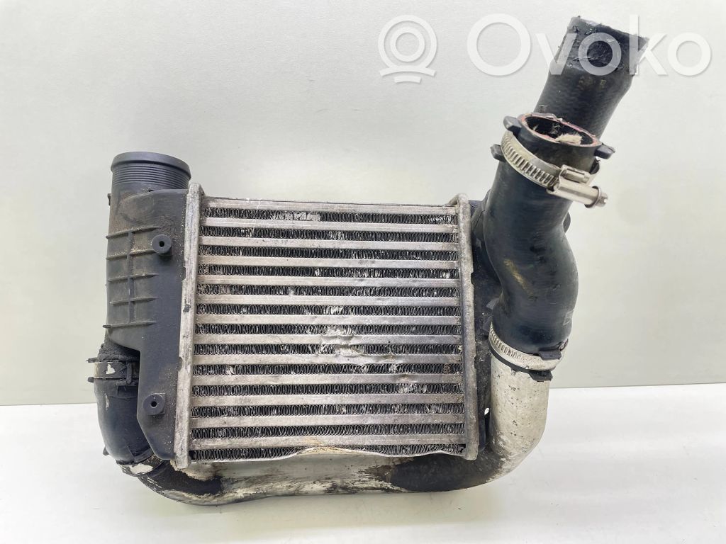 Intercooler radiator   4F0145708