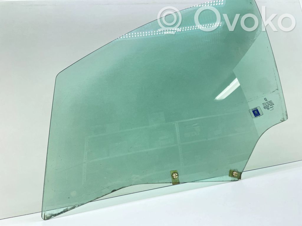 Peugeot 307 Front door window glass four-door 