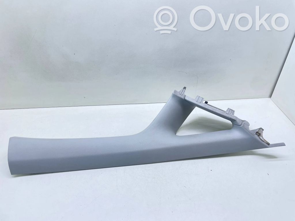 Volkswagen Caddy Osłona słupka szyby przedniej / A 