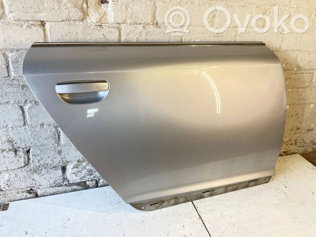 Puerta trasera   4F0853764