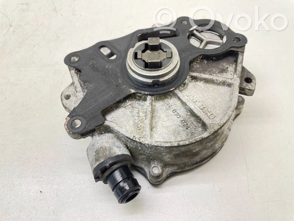 Audi A3 S3 A3 Sportback 8P Vacuum pump 