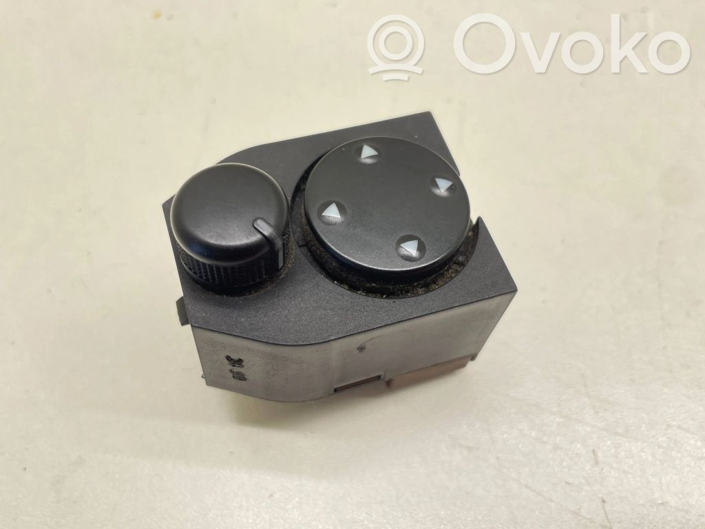 Audi A3 S3 8L Interruptor del espejo lateral 