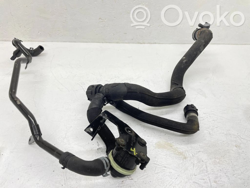 Audi A4 S4 B8 8K Sähköinen jäähdytysnesteen apupumppu 