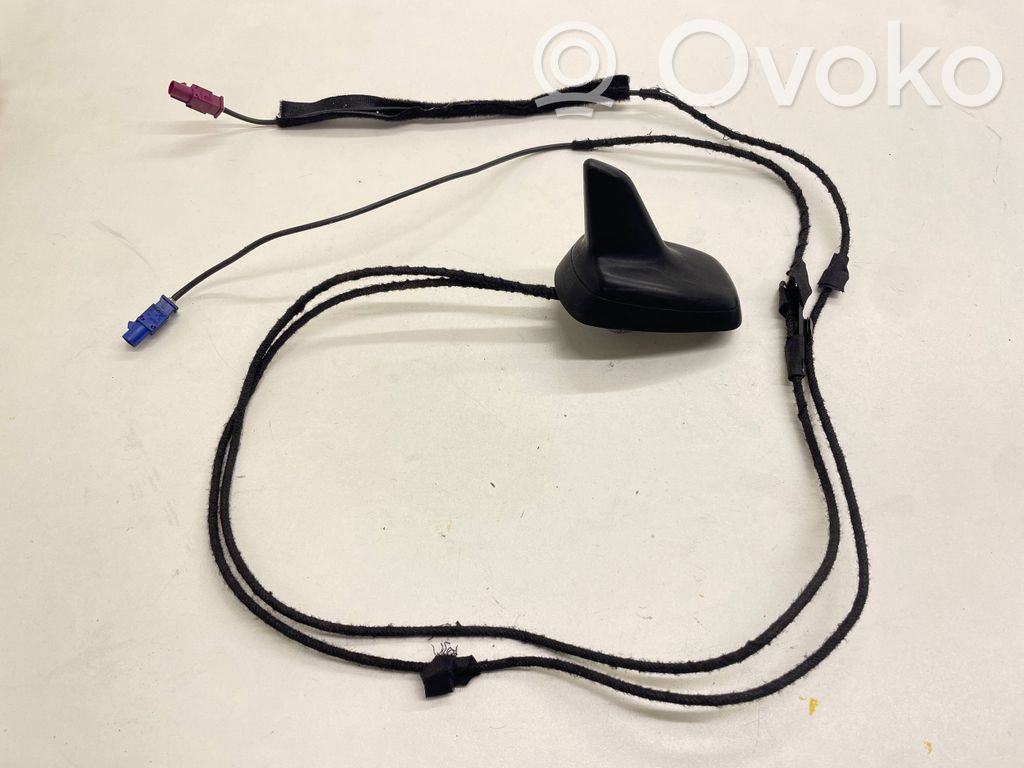 Audi A5 8T 8F GPS-pystyantenni 