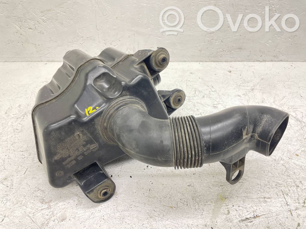 Volkswagen PASSAT B6 Obudowa filtra powietrza 