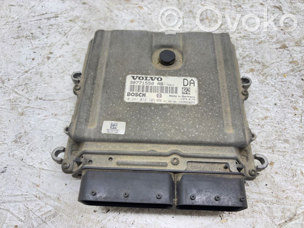 Volvo V70 Engine control unit/module 