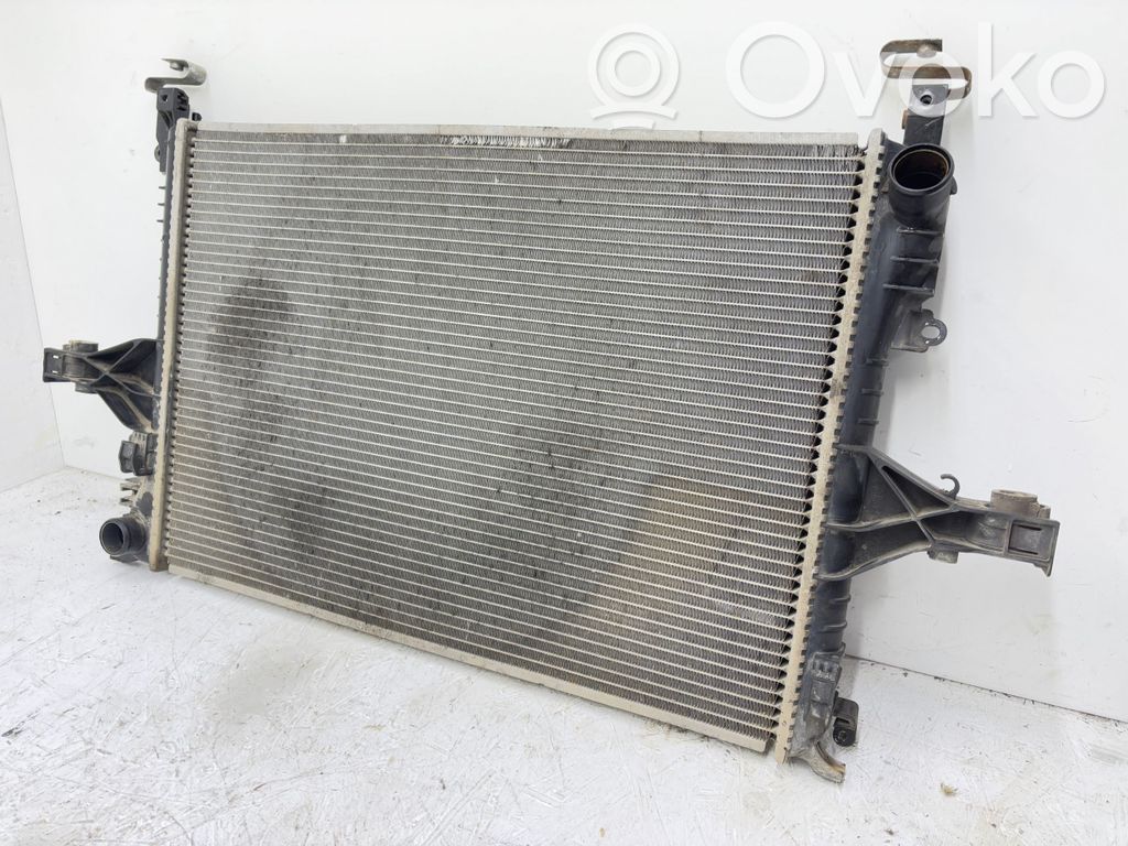 Volvo V70 Coolant radiator 