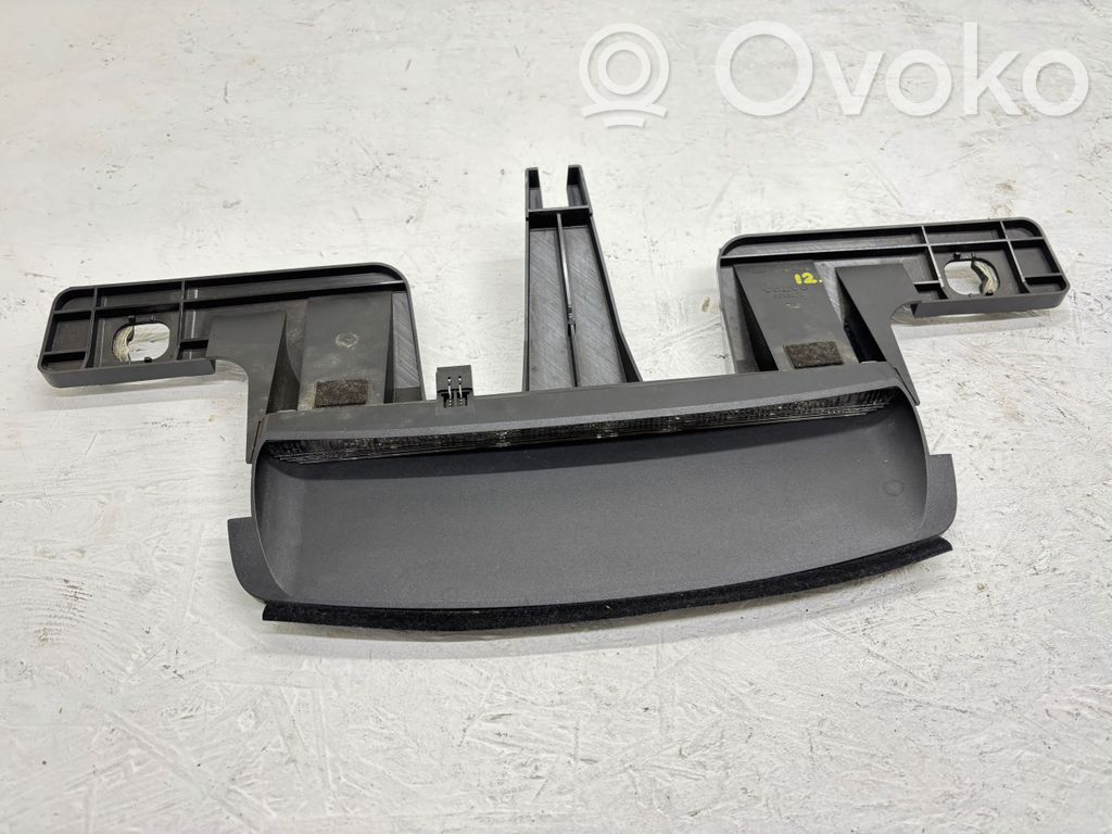 Volvo S80 Third/center stoplight 
